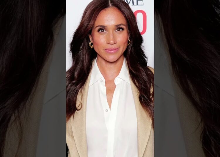 Equipe se Revolta com Nova Exigência Polêmica de Meghan!   #shortsfeed   #news  #shortsyoutube