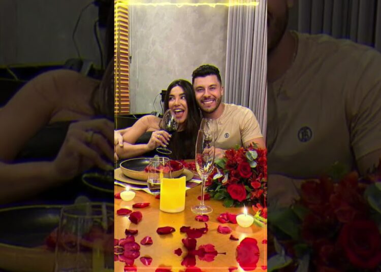 Pedido Especial Marca Início do Namoro de Murilo e Gabriela