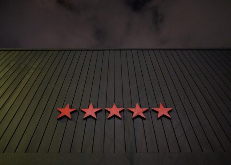 5 estrelas, o punk haven do dtla, reabre sob nova propriedade
