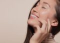 5 rotinas de cuidados com a pele coreanos para a pele de porcelana - terra de celebridades