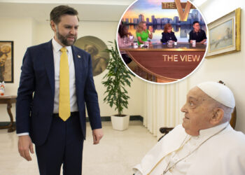 A estrela 'SNL' Bowen Yang chama Jd Vance de 'um assassino de papa' em 'The View'