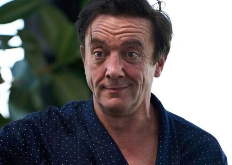 A estrela de Amandaland Peter Serafinowicz se divide da famosa esposa após 23 anos | Notícias de celebridades | Showbiz & TV