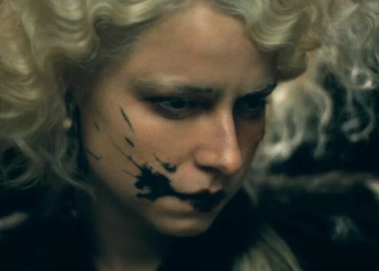 A noiva de Maggie Gyllenhaal, 'The Bride!' Sneak Peek Drops F-Bomb, Smashes Skulls