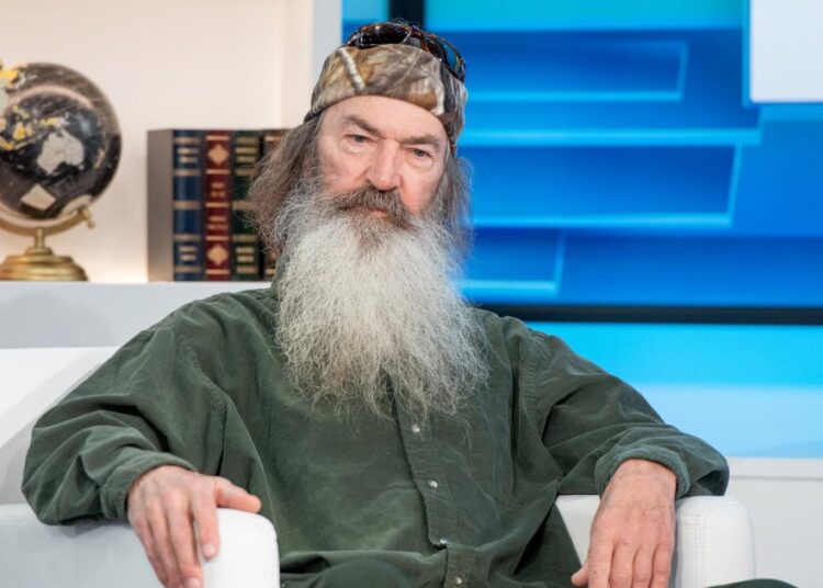 A saúde da estrela da dinastia do pato Phil Robertson não é boa, diz filho