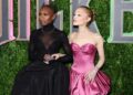 Ariana Grande e Cynthia Erivo Wow Cinemacon multidões com o primeiro olhar para 'Wicked: for Good'