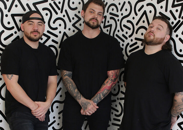 Arrastado sob lançamento novo videoclipe para 'Algorthythm'