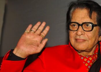 As celebridades de Bollywood pagam homenagens a Manoj Kumar