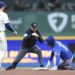 Bolas rápidas de Freddy Flummox Fechless inimes, Brewers venceram meninos em azul por 3-2
