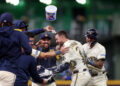 Brewers 3, Royals 2: Brice Turang's Bunt no 11º turno e os primeiros trabalhos de Freddy Peralta no monte ajudam a espremer a vitória