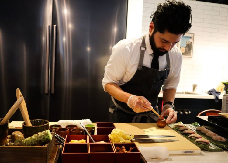 Chef de Wisconsin para competir no 'Morimoto's Sushi Master'