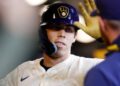 Christian Yelich tocará hoje à noite contra o Kansas City Royals? Atualização mais recente sobre o relatório de lesões de Milwaukee Brewers (2 de abril de 2025) | MLB News