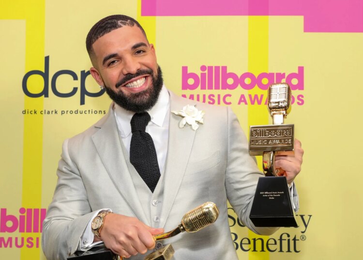 Drake realiza um impressionante marca de vendas com o último sucesso "Nokia"