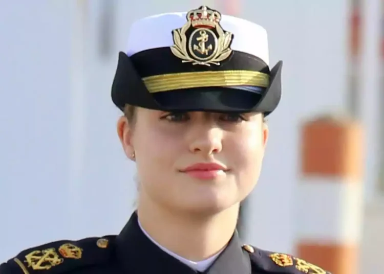 Família Royal toma uma decisão firme sobre a princesa Leonor depois de suas fotos de biquíni