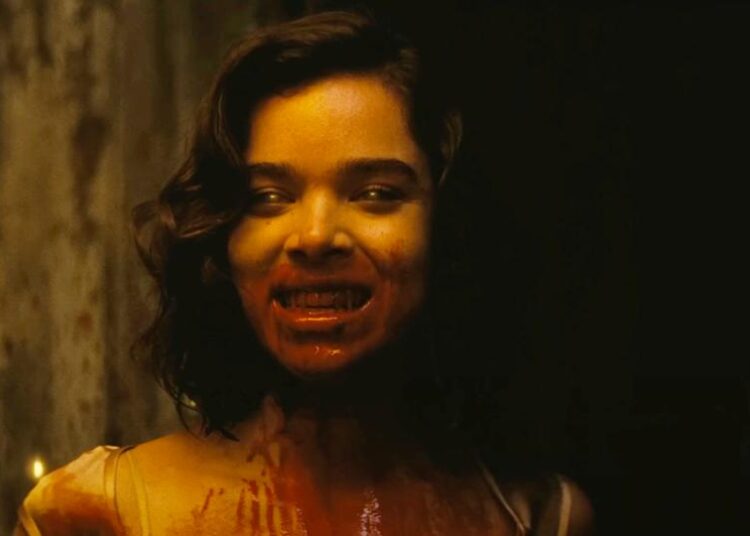 Hailee Steinfeld está empolgado para as pessoas verem pecadores, mas ela tem uma opinião honesta para quem quer assistir com suas famílias