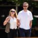 Jennifer Lawrence recebe o bebê com o marido Cooke Maroney