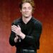 Jeremy Allen White retrata uma busca em Bruce Springsteen em novas imagens 'Delivery Me'