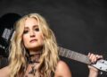 KC Johns estreia seu último single 'Smoke Show'