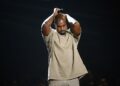 Kanye West solta a nova música 'Bianca'