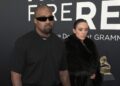 Kanye West sugere que Bianca Censori o deixou na nova música P…