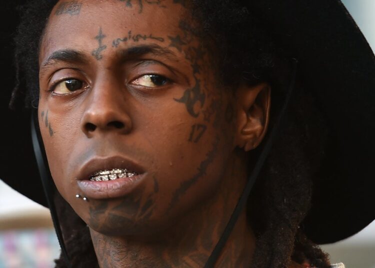 Lil Wayne diz que a NFL o enganou, promete não se apresentar no Super Bowl
