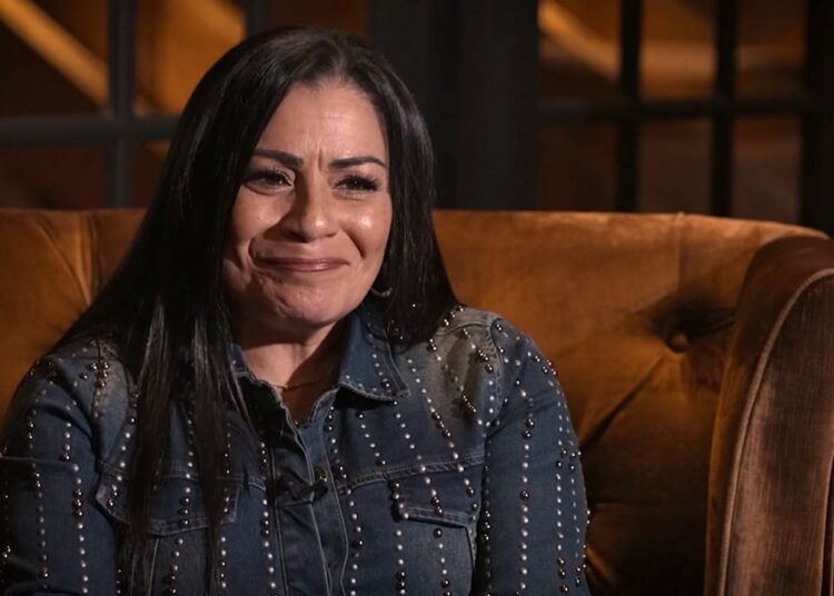 'Lisa Lisa' revela suas lutas e triunfos em nova biografia