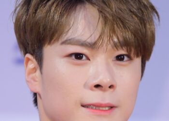 Moonbin