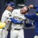 Nas fotos: MLB: Milwaukee Brewers derrote o Kansas City Royals em entradas extras - todas as fotos