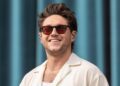 Niall Horan retorna às paradas enquanto os fãs esperam pela nova música