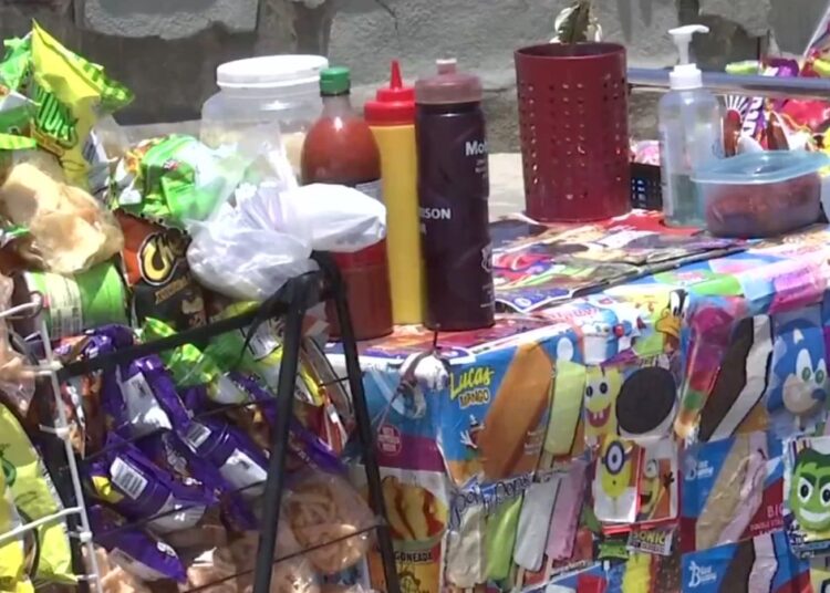 Nova lei da Califórnia permite 'zonas de entretenimento' para mais álcool na calçada, vendas de alimentos - NBC 7 San Diego
