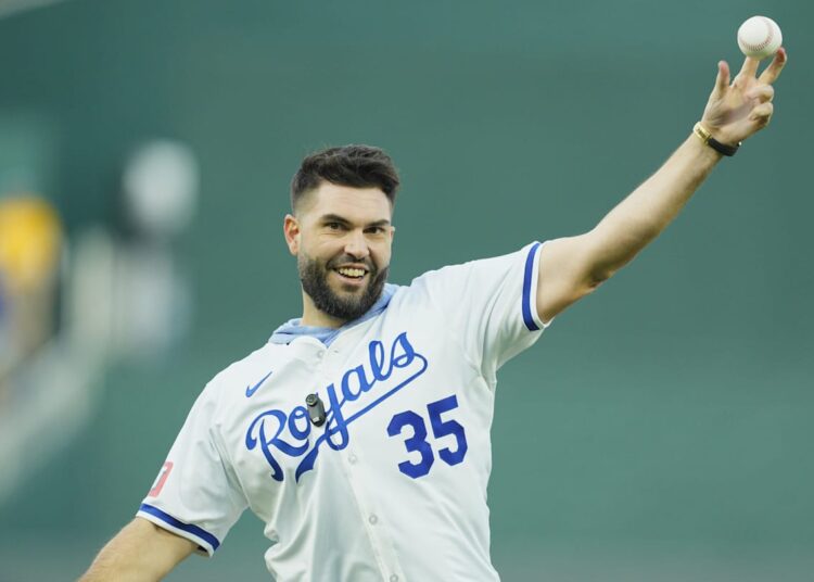 O ex-campeão da World Series da ROYALS acusa o novo arremessador Dodgers de trapaça