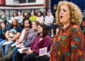 O veterinário da Broadway, Mary Testa, adora novos talentos e o encontra em 'Night Side Songs'