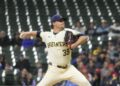 Os rebatedores do Royals lutam contra o arremessador fazendo seu primeiro MLB começar com 5-0 derrota para os cervejeiros