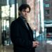Penn Badgley compartilha lutas passadas com a dismorfia corporal