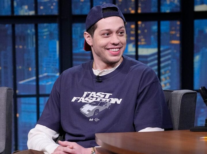 Pete Davidson diz que gastou mais de US $ 200 mil em remoção de tatuagem