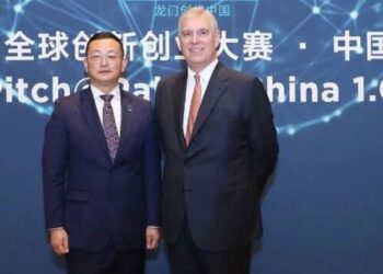 Pitch Pitch@Palace de Prince Andrew 'Bruta Tentativa de Enriquecer' como documentos de espionagem chineses que estão sendo lançados | Notícias do Reino Unido
