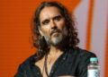 Russell Brand acusado de estupro e agressão sexual