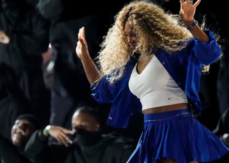 Serena Williams nega a dissidir Drake durante o Super Bowl