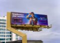 Universal Studios Hollywood conta com fãs com fãs com outdoor nostálgica