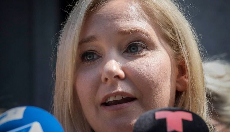 Virginia Giuffre, que acusou o príncipe Andrew de agressão sexual, diz que tem dias para morar após um acidente de carro | Notícias dos EUA