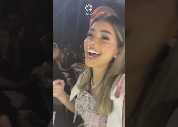 ملك زاهر تكشف عن إحساسها بعد أول يوم لها بدون أختها ليلى