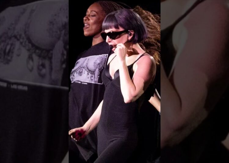 Lady Gaga realiza ensaio técnico  no Rio de Janeiro/ Brasil #ladygaga #brasil #turnê