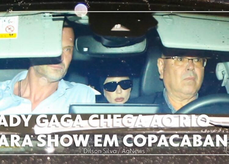 Lady Gaga chega ao Rio para show em Copacabana