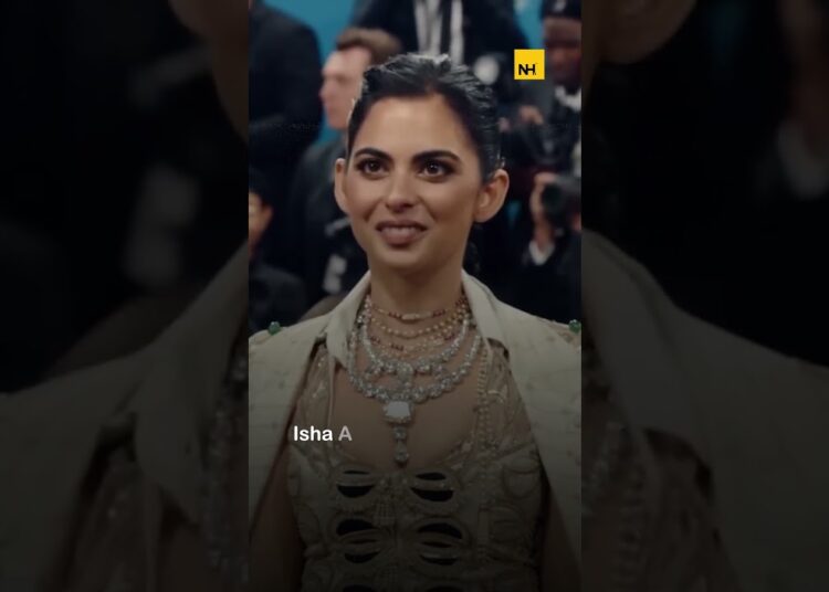 Celebrities at Met Gala Red Carpet | Met Gala 2025 | Diljit Dosanjh , Shahrukh Khan, Kiara Advani