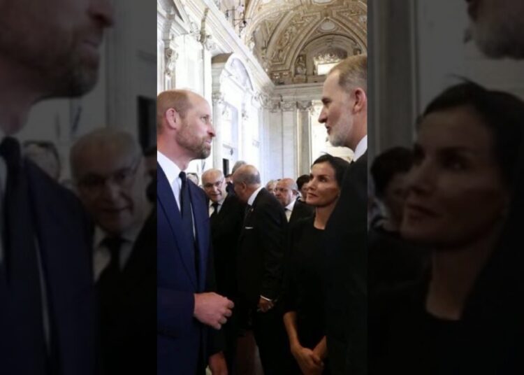 La Realeza asiste al funeral del Papa Francisco #papa #papafrancisco #popefrancis #royals #realeza