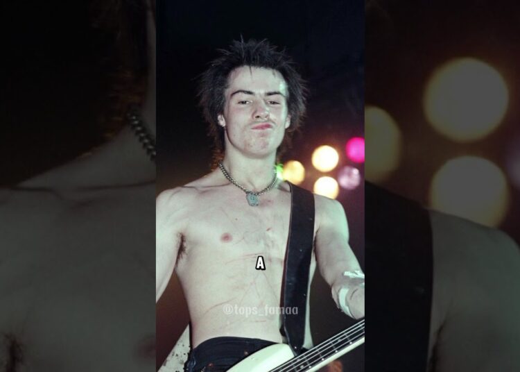 seis estrelas do rock mais viciadas#mecedesbenz #ator #celebridades #hollywood  #historia #rocky