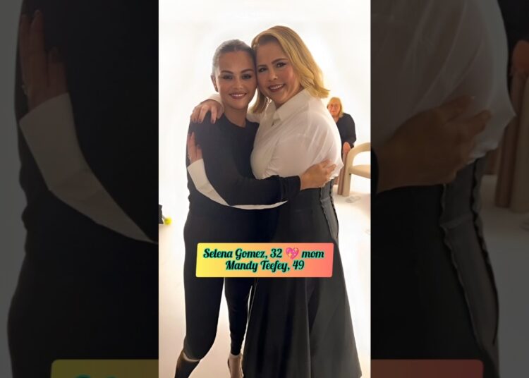 Beyoncé, Selena Gomez and other stars with their proud mothers #mom