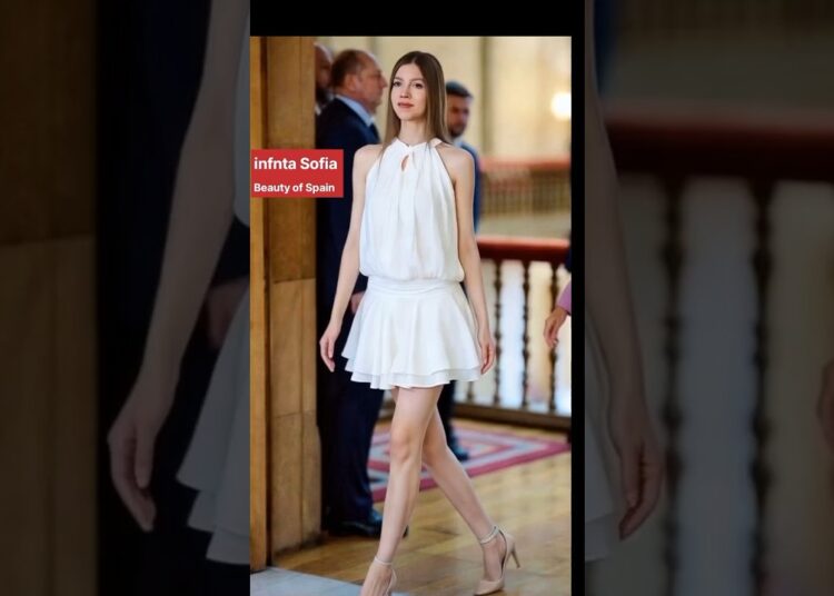 😍 infnta Sofia’s stunning look🤗 princess Leonor’s sister#sofia#leonor