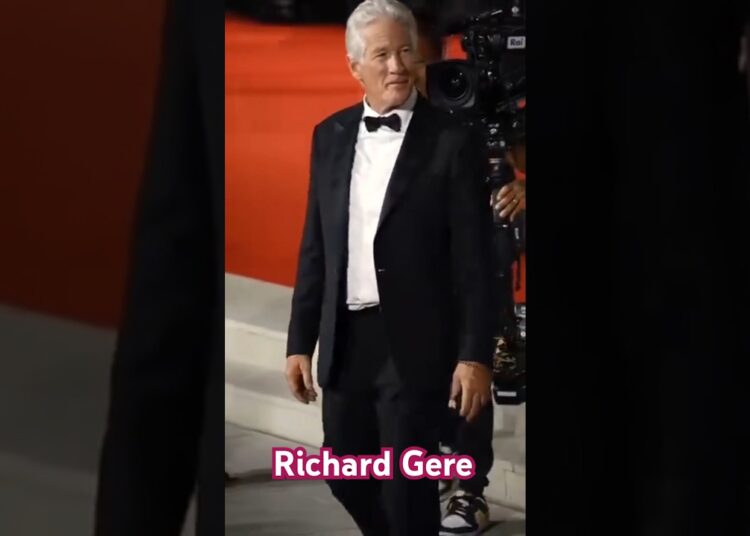 🌟 Richard Gere star in Venice 2024 🇮🇹 #richardgere #glamour #actor #celebrity #shortvideo