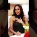 Kate DESMASCARA Meghan: Abraços que chocaram a realeza! #shortsfeed #news #shortsyoutube