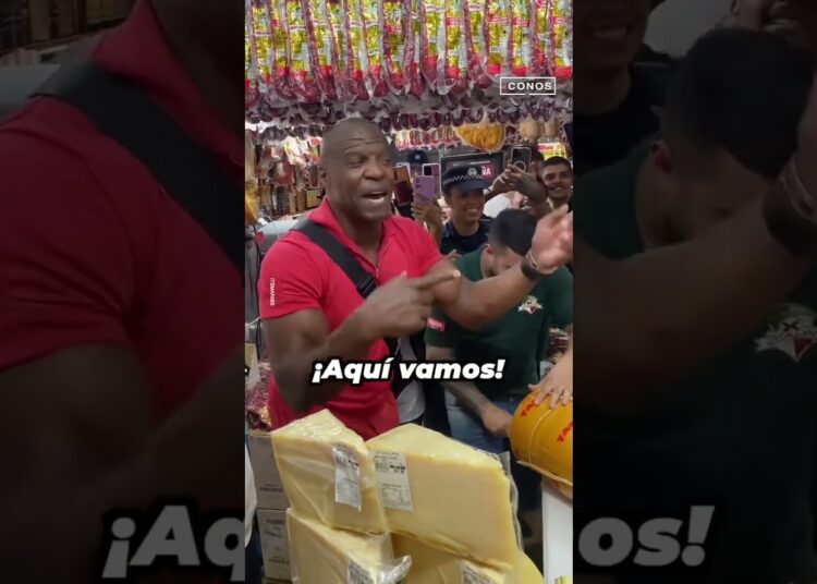 Terry Crews poseído por la música en Brasil | íconos #shorts